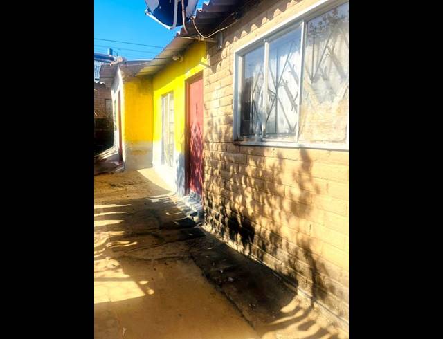 0 BEDROOM HOUSE FOR SALE IN COSMO CITY